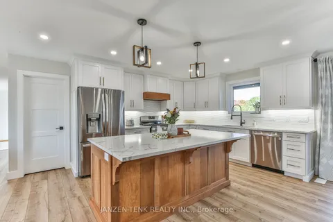 40 Elm St, Bayham, ON N0J 1Z0