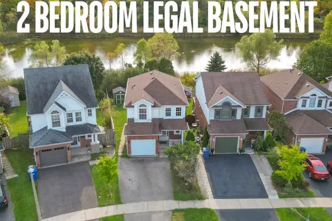 55 Southcreek Tr, Guelph, ON N1G 4Y9