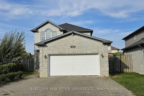 1556 Green Gables Rd, London, ON N6M 0A6