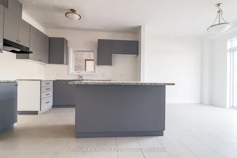 572 Balsam Poplar St, Waterloo, ON N2V 0H9