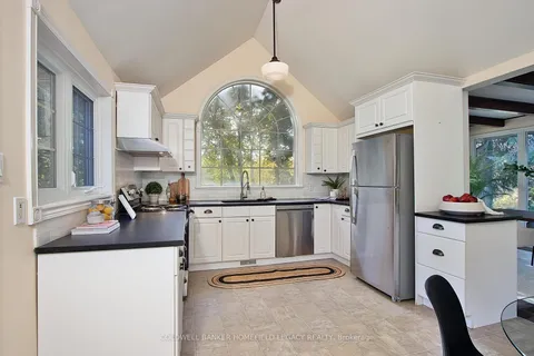 165 Thomas St, St. Marys, ON N4X 1B9