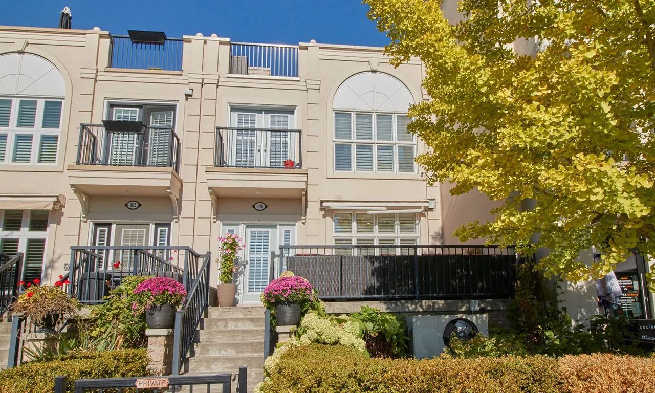 165 Division St, Cobourg, ON K9A 0B3