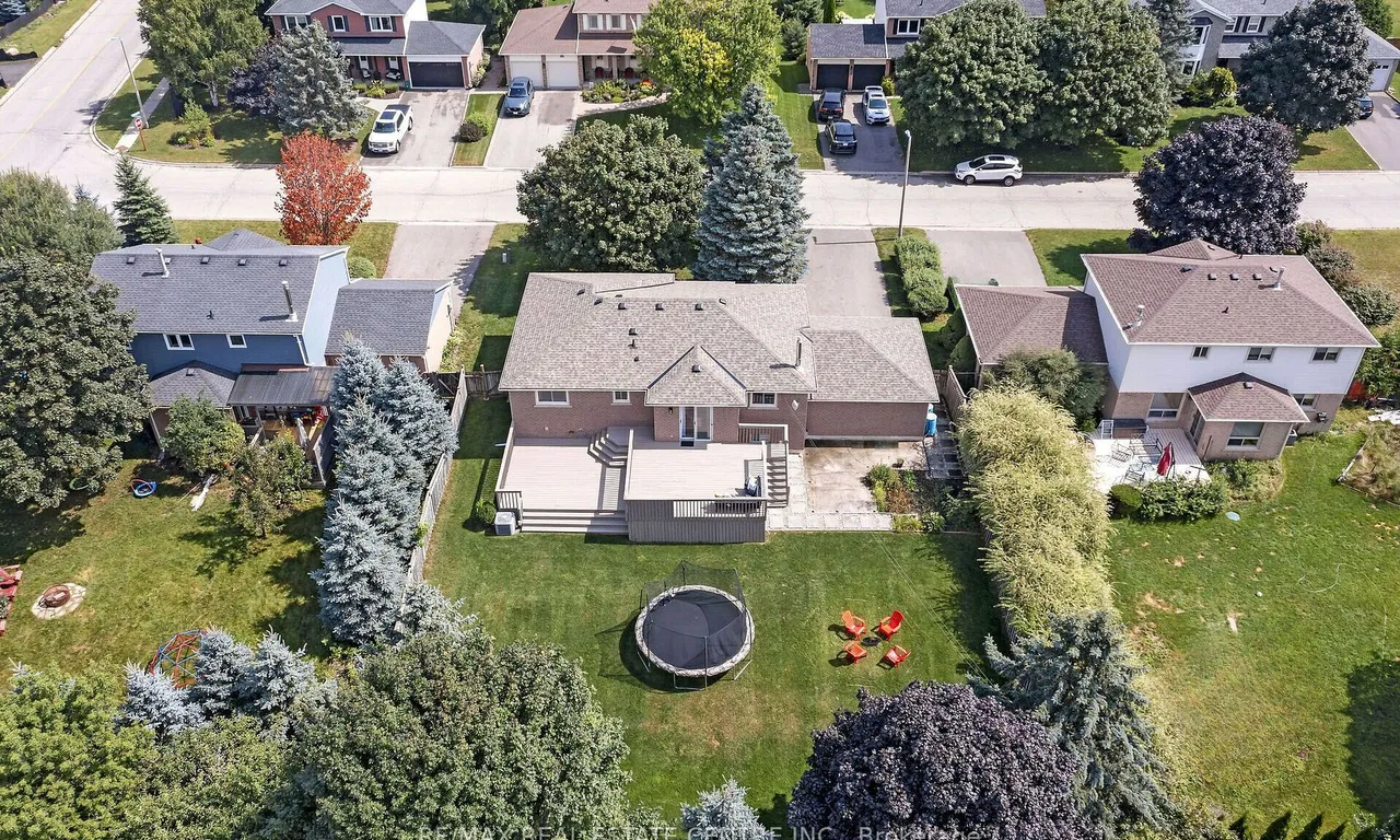 38 Erinlea Cres, Erin, ON N0B 1T0