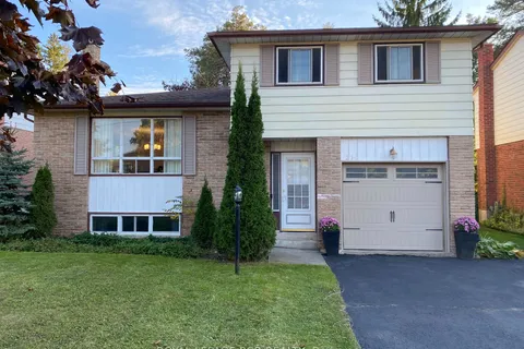 236 Adelaide St, Wellington North, ON N0G 1A0