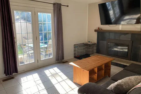 236 Adelaide St, Wellington North, ON N0G 1A0