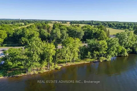 1722 Old Hwy 2, Quinte West, ON K8N 4Z2