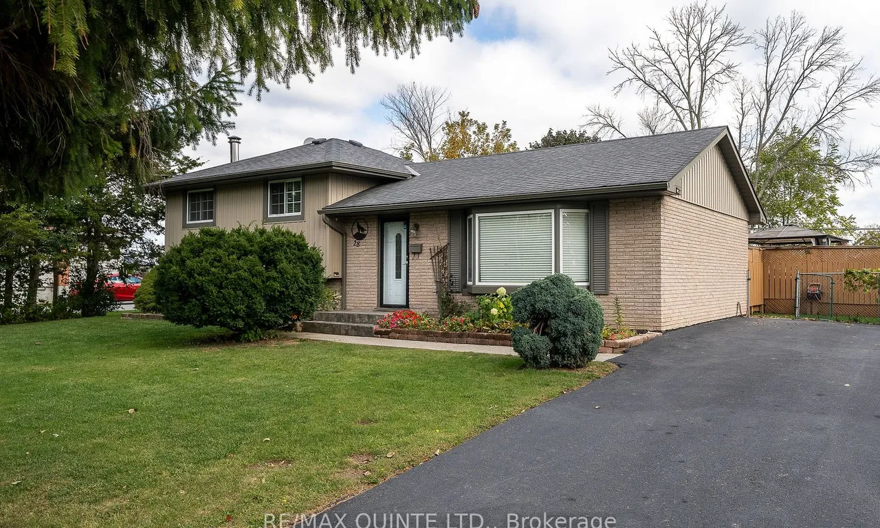 28 Catalina Dr, Quinte West, ON K8R 1C5