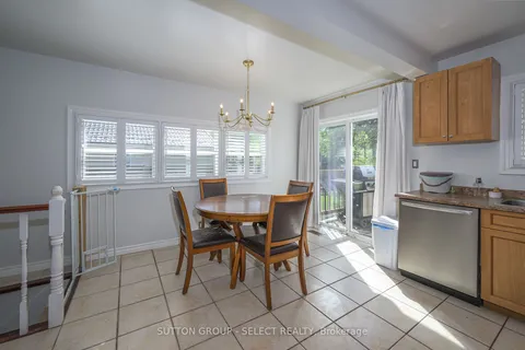 67 St Julien St, London, ON N5Z 2M5