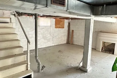 785 Frank St, Peterborough, ON K9J 4N1