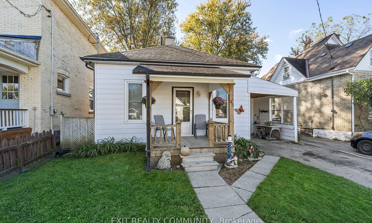 45 Barwick St, St. Thomas, ON N5P 1Z9