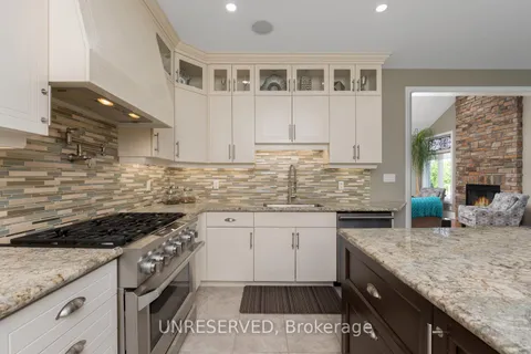 44 Leenders Lane, Erin, ON N0B 1T0