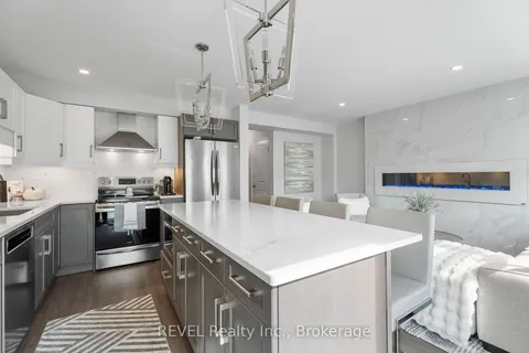 151 Heron St, Welland, ON L3C 0G8