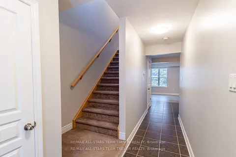 30 Little Ryans Way, Bracebridge, ON P1L 0C3