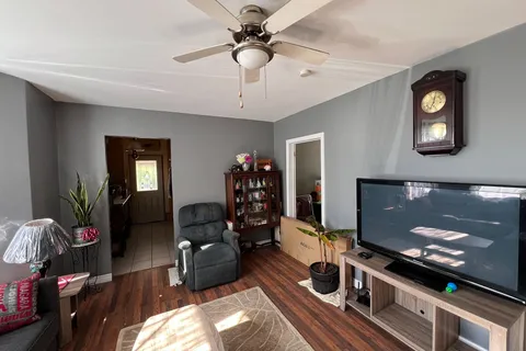 2 Pearl St, London, ON N5Z 1X2