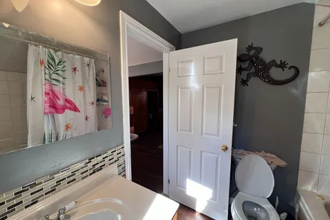 2 Pearl St, London, ON N5Z 1X2