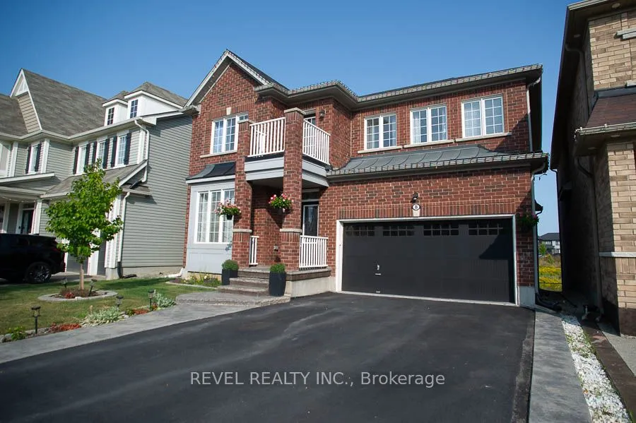 8 Turnbull Dr, Brantford, ON N3T 0K4