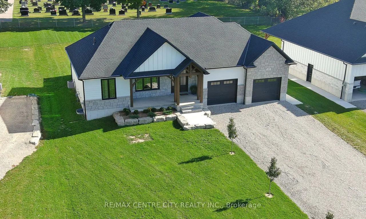 14 St Ladislaus St, Norfolk, ON N0J 1E0
