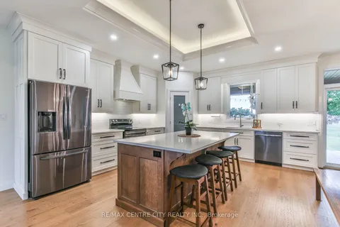 14 St Ladislaus St, Norfolk, ON N0J 1E0