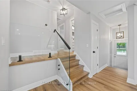 78 BEVERLY Cres, Welland, ON L3C 3P8