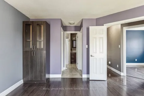 217 Crimson Cres, London, ON N5W 6G1