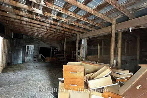 364 Royal Rd, Prince Edward County, ON K0K 2T0