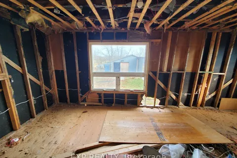 364 Royal Rd, Prince Edward County, ON K0K 2T0