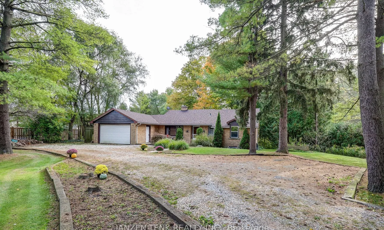 49965 Dingle St, Malahide, ON N5H 2R1