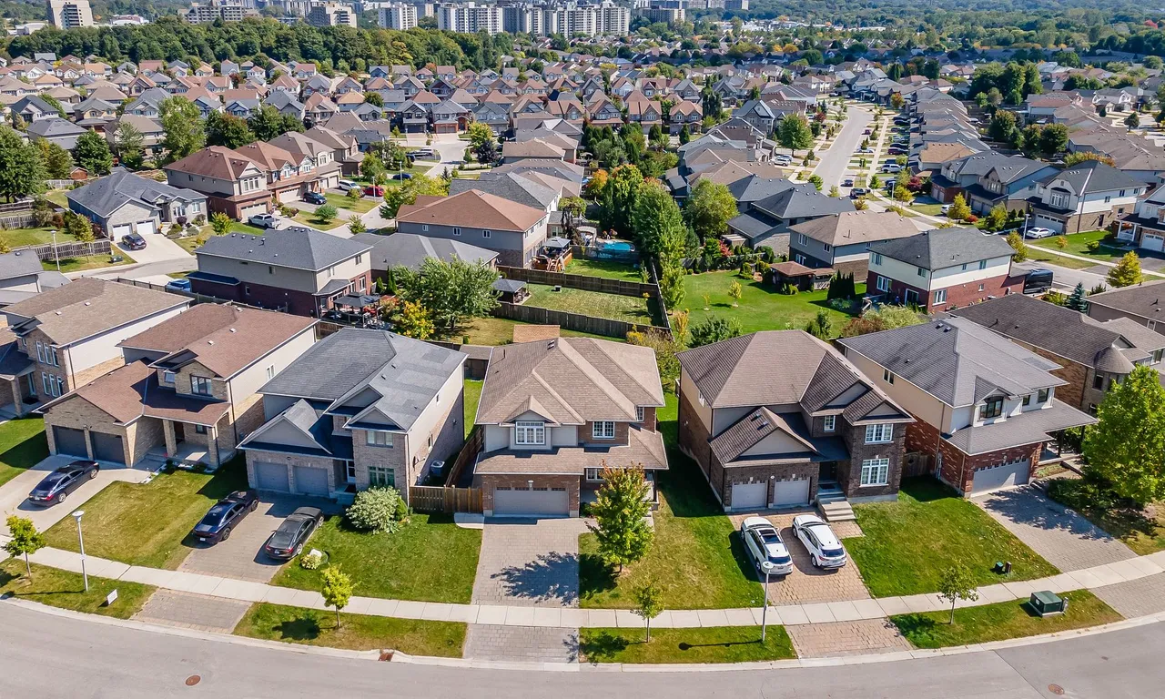 1316 Whetherfield St, London, ON N6H 0E5