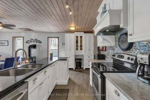 2815 Kawagama Lake Rd, Algonquin Highlands, ON P0A 1E0