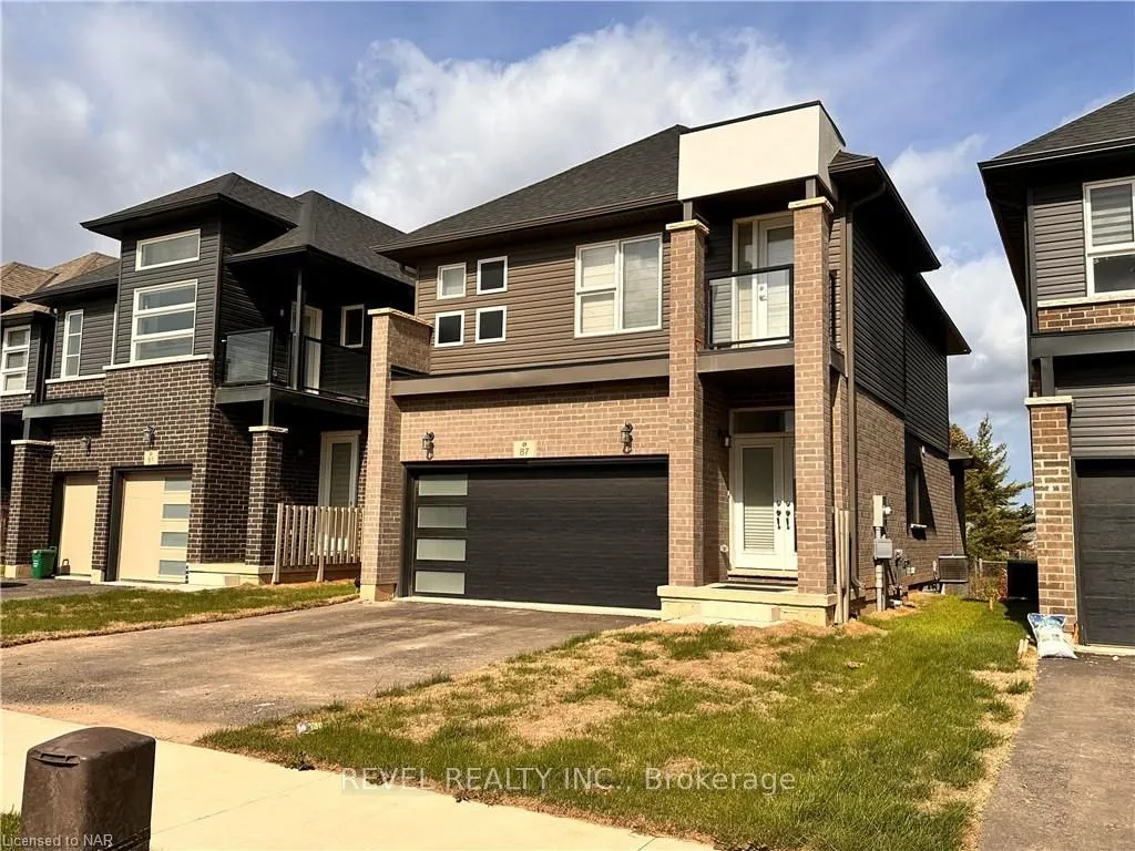 87 Caroline St, Welland, ON L3B 0J9