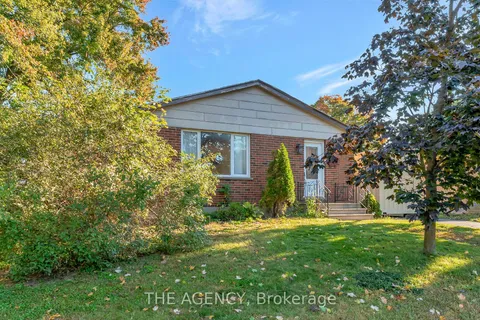58 Devonshire Ave, Tillsonburg, ON N4G 4K9