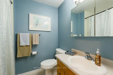 25 Marksam Rd, Guelph, ON N1H 1X1