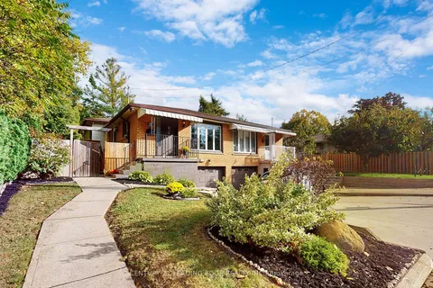 49 Quigley Rd, Hamilton, ON L8K 6K9