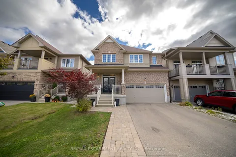 102 Gillespie Dr, Brantford, ON N3T 0K1