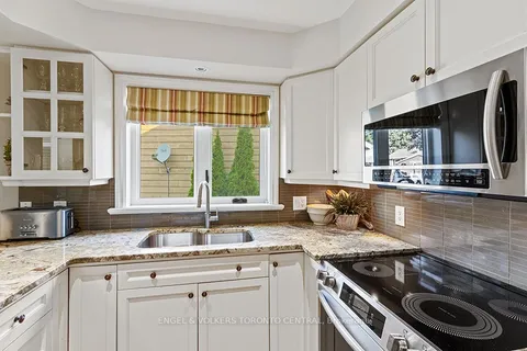 119 5th Ave, Owen Sound, ON N4K 6M6