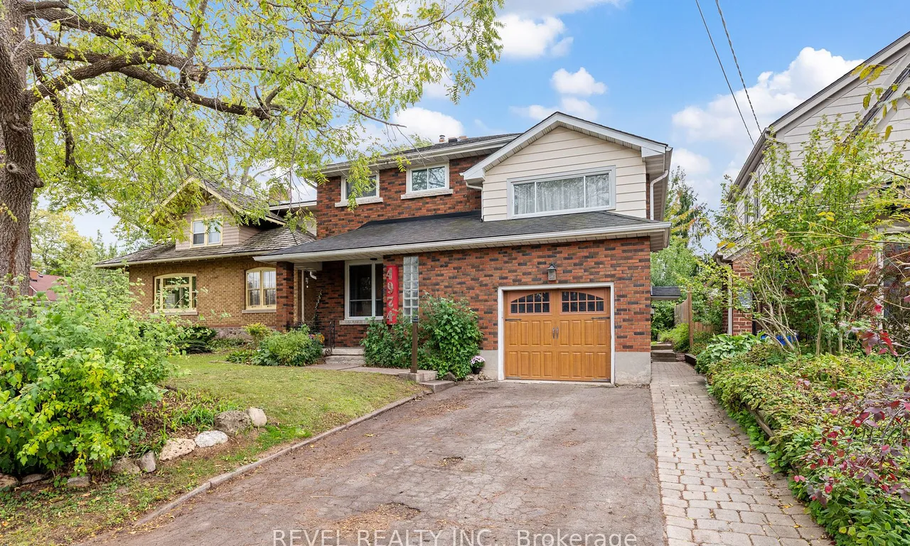 4974 Valley Way, Niagara Falls, ON L2E 1W7