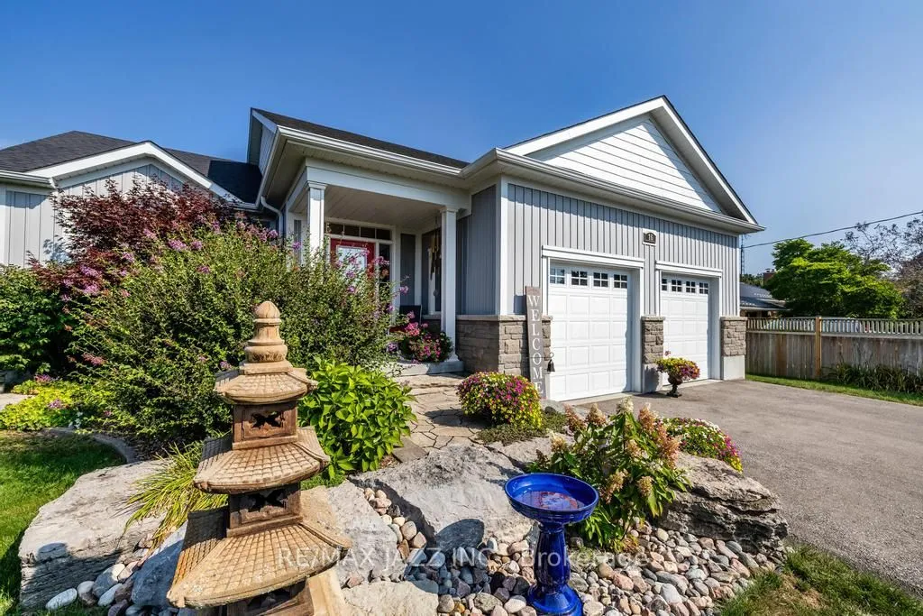 16 Marsh Rd, Port Hope, ON L1A 3V7