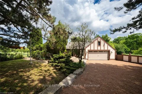 1776 York Rd, Niagara-on-the-Lake, ON L0S 1J0