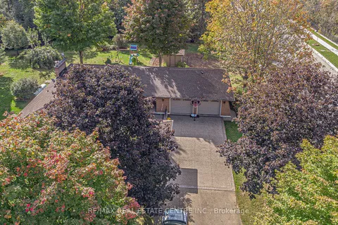 178 Ripplewood Rd, Cambridge, ON N1R 5S2