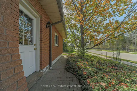 178 Ripplewood Rd, Cambridge, ON N1R 5S2