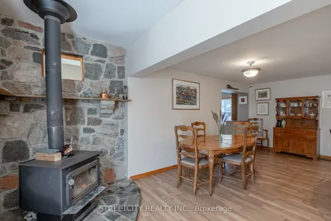 181 WEST PARK Dr, North Middlesex, ON N0M 2K0