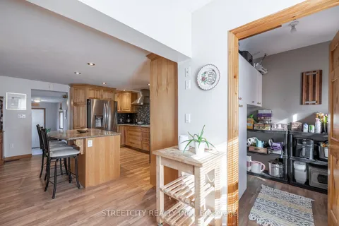 181 WEST PARK Dr, North Middlesex, ON N0M 2K0