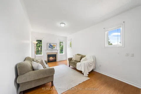 245 Johnson Dr, Shelburne, ON L9V 3V7