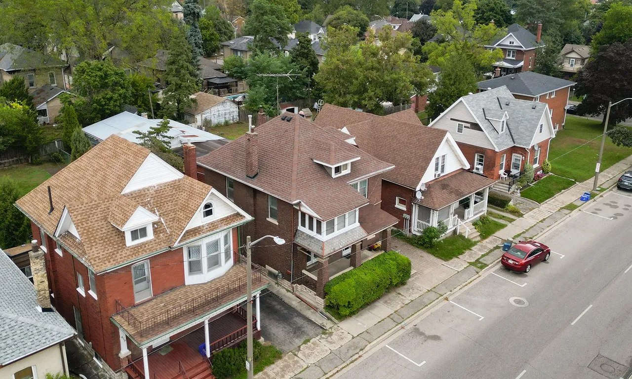 480 Colborne St, Brantford, ON N3S 3P1