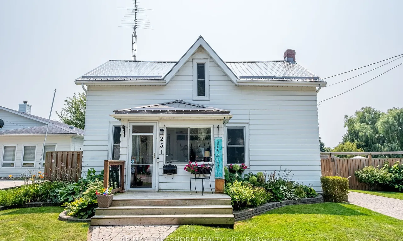231 Perry St, Cobourg, ON K9A 1P2