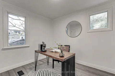 347 Thiel St, London, ON N5W 4P7
