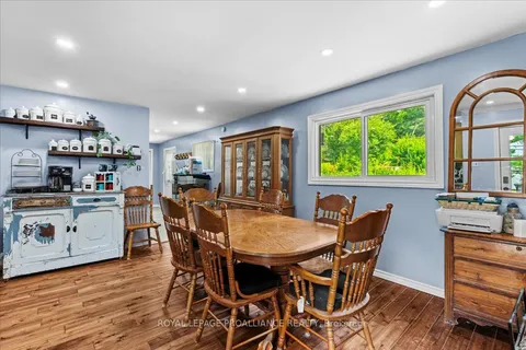 139 Oak Lake Rd, Quinte West, ON K0K 3E0