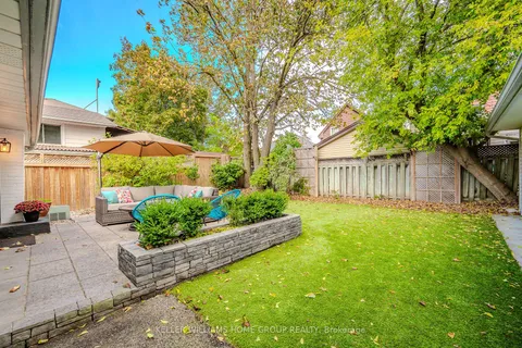 34 Menzie Ave, Guelph, ON N1E 5X9