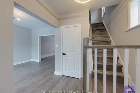 190 Stewart St, Peterborough, ON K9J 3M5