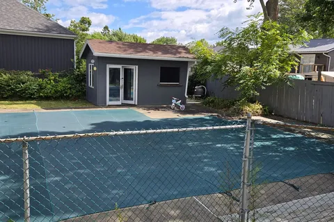 3721 Mathewson Ave, Fort Erie, ON L0S 1B0